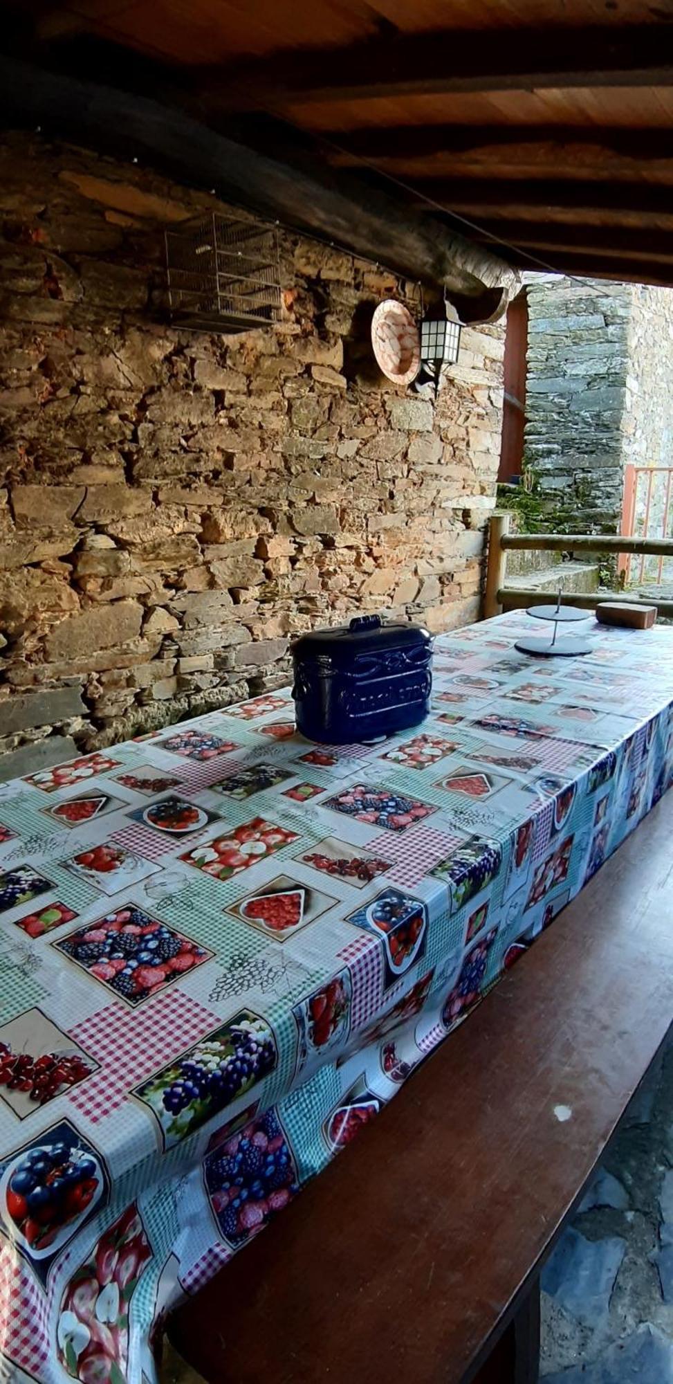 Вилла Casa Do Loureiro Арганил Экстерьер фото